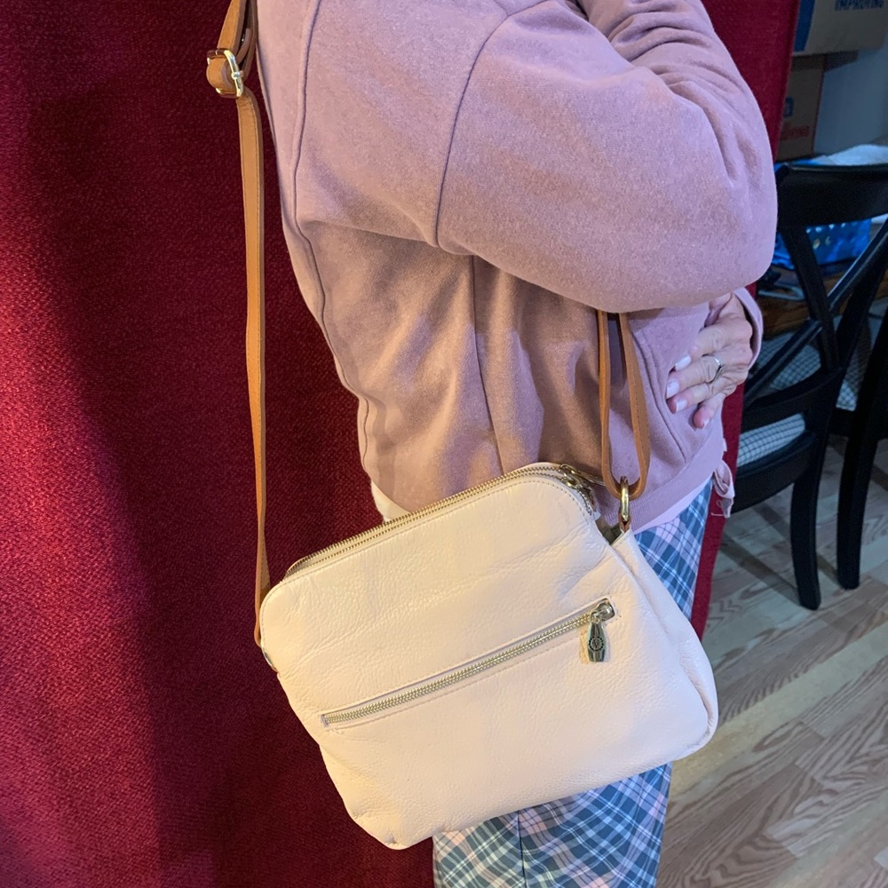 Valencia purse